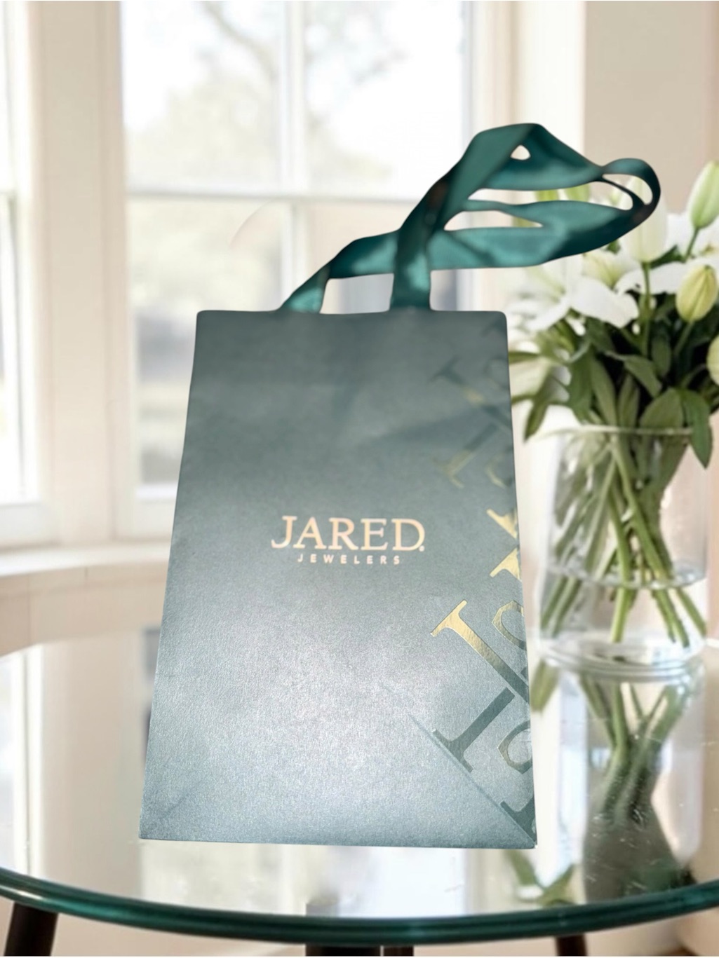 Jared Jewelers Gift Bag  Green With Gold Logo
